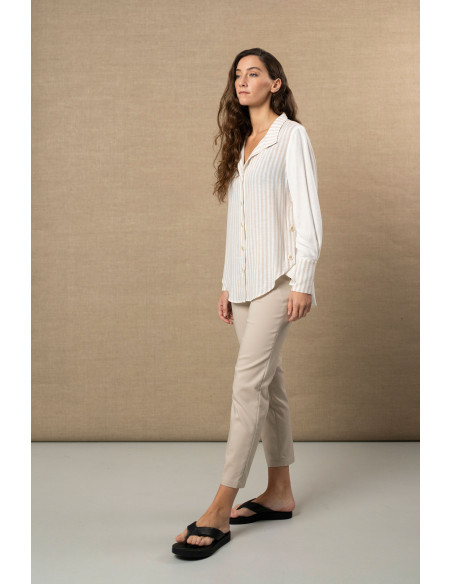 Camisa fluida bicolor de rayas beige con botones laterales