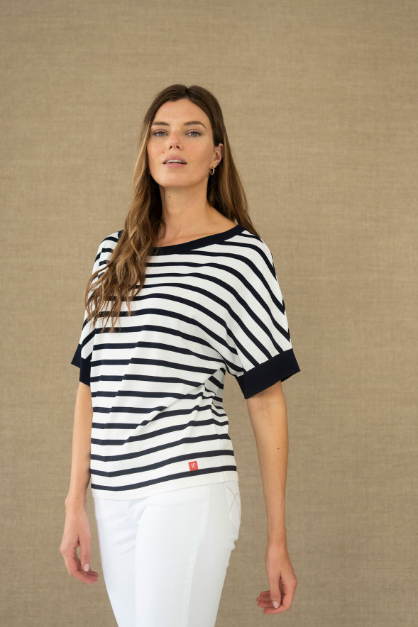Jersey de rayas marineras con manga corta