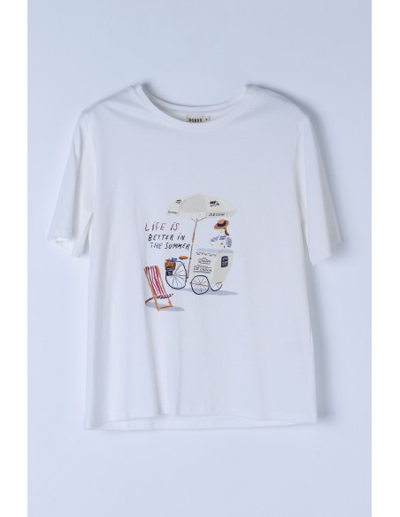Camiseta blanca con golondrinas