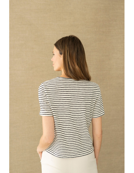 Camiseta marinera de rayas con botones